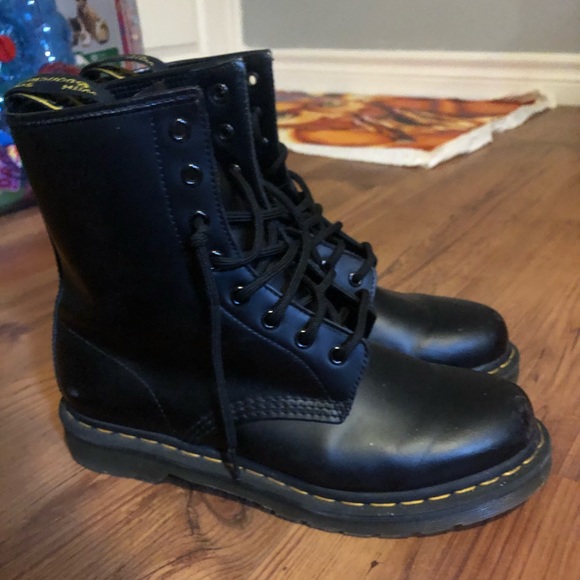 Dr. Martens Shoes - Dr martens (smooth)